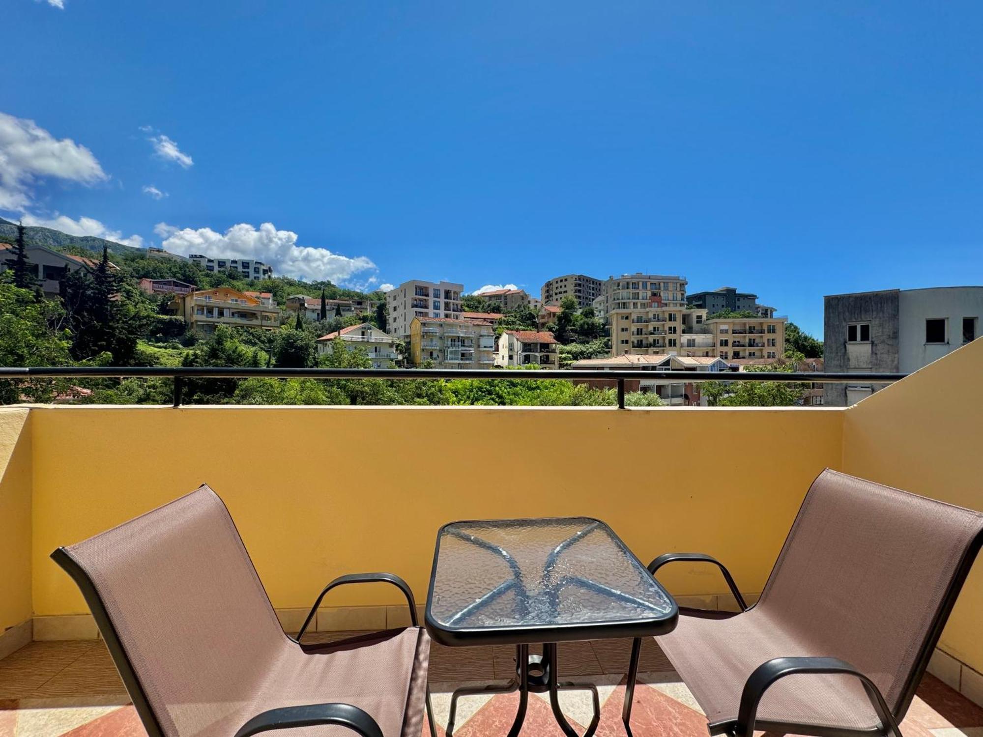 For-A Apartmani Bečići Ngoại thất bức ảnh